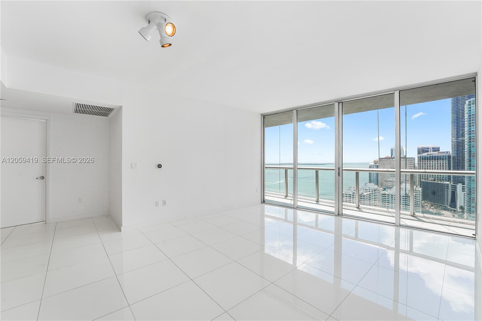 495 Brickell Ave 3311 photo 1