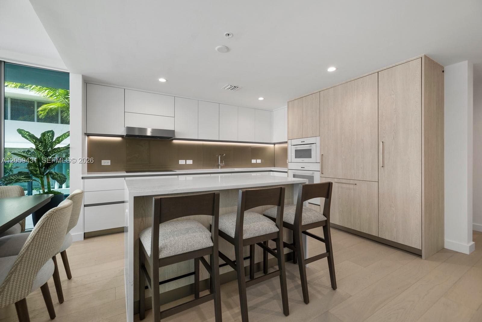 9221 E Bay Harbor Drive 212 photo 15