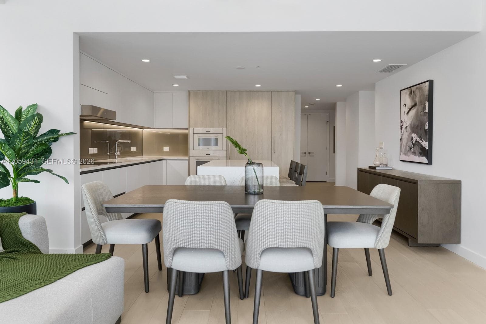 9221 E Bay Harbor Drive 212 photo 8