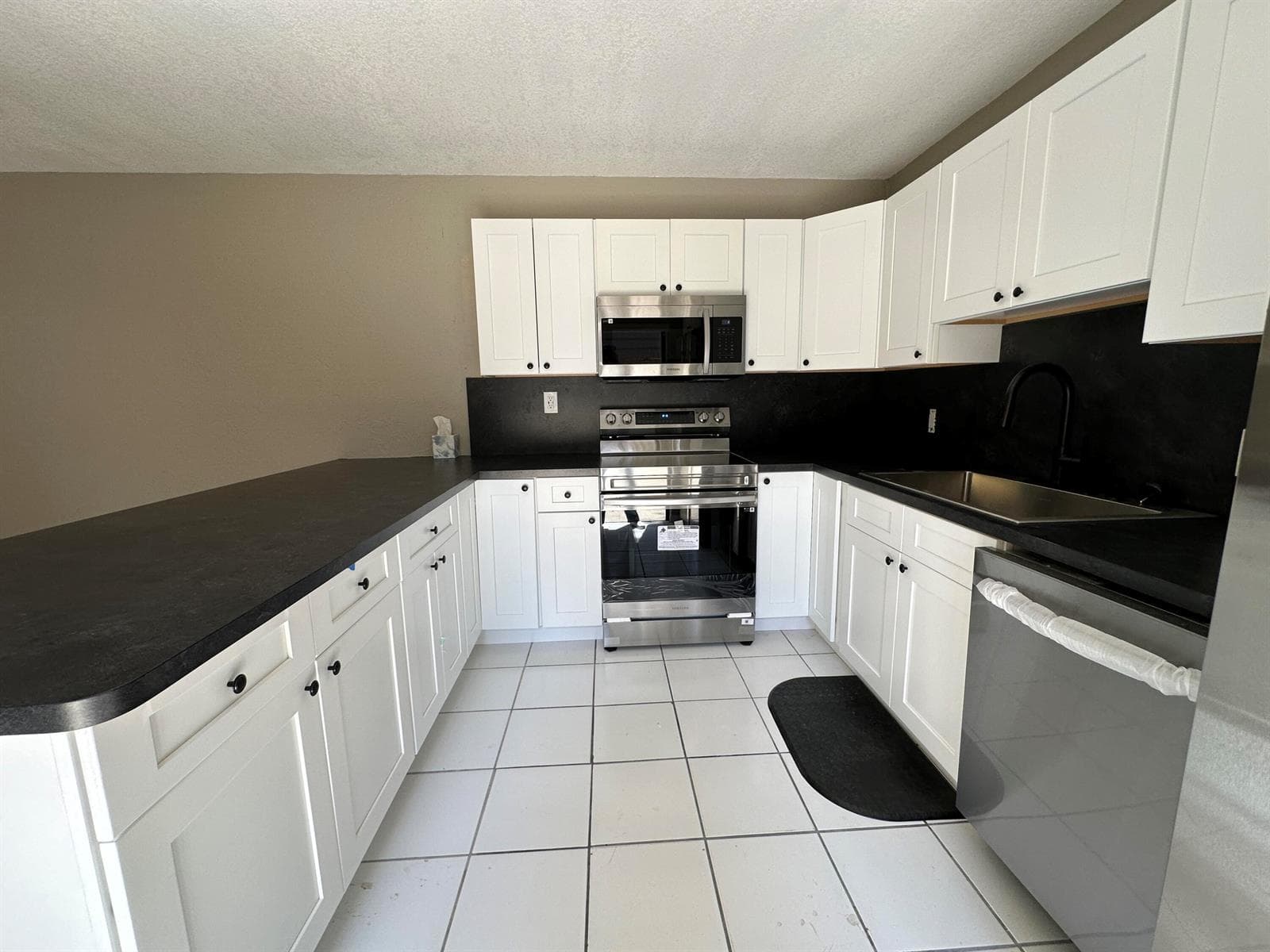 308 3rd Court photo 6
