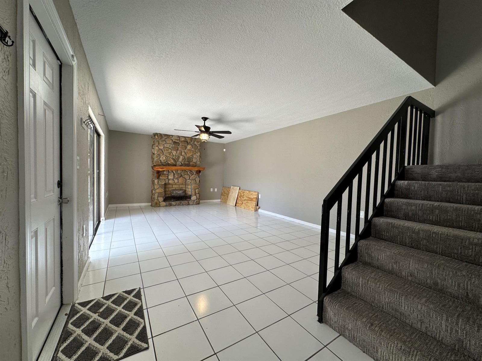 308 3rd Court photo 3
