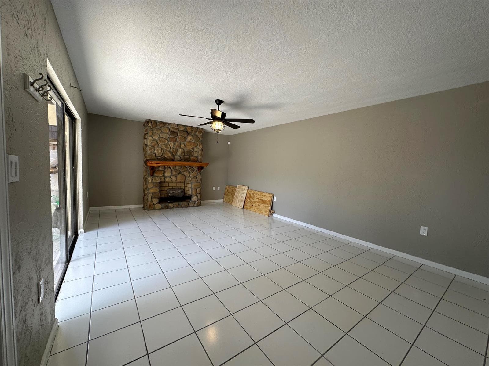 308 3rd Court photo 4