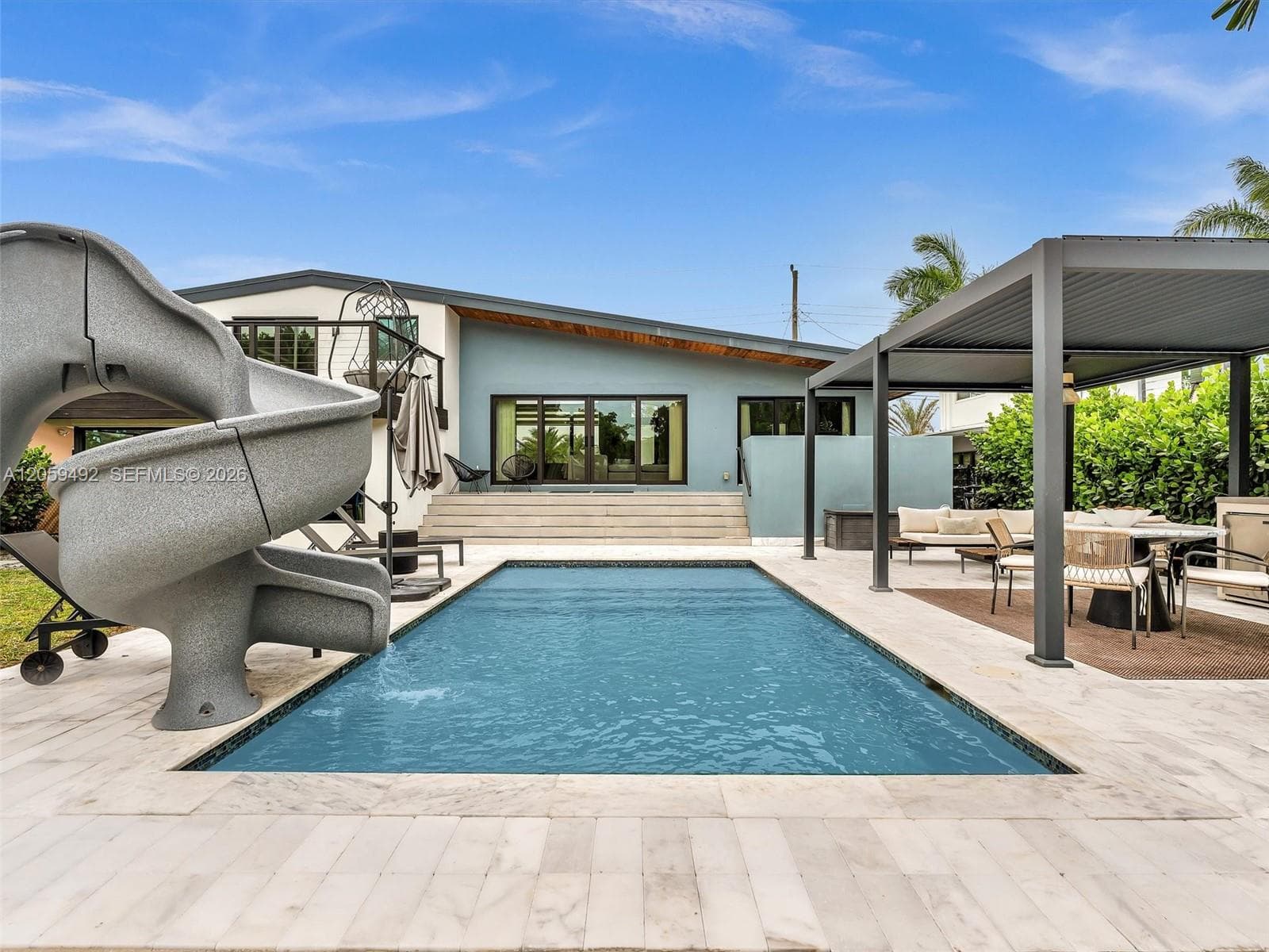 2448 Okeechobee Ln photo 3