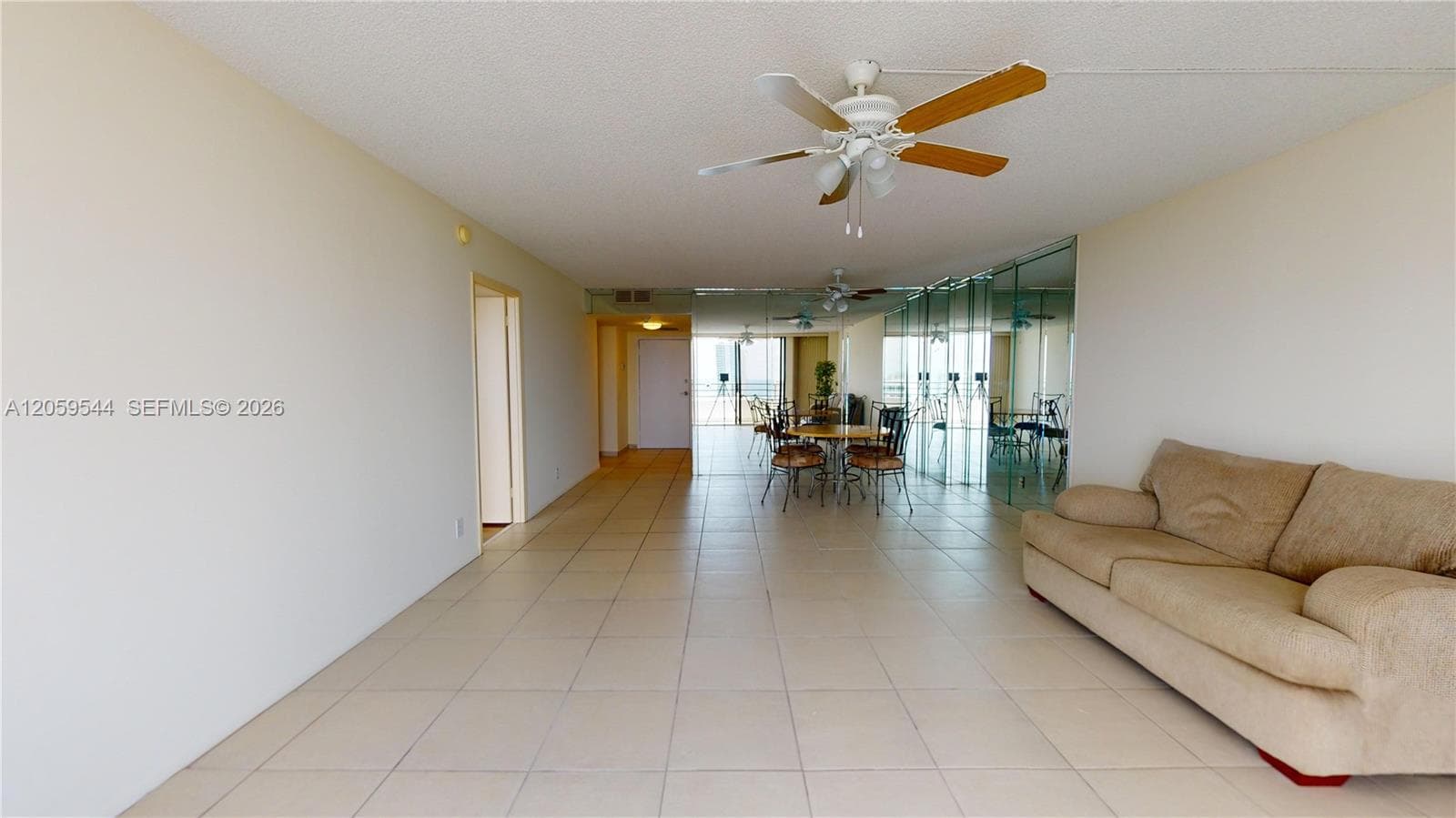 2500 Parkview Dr 1804 photo 16