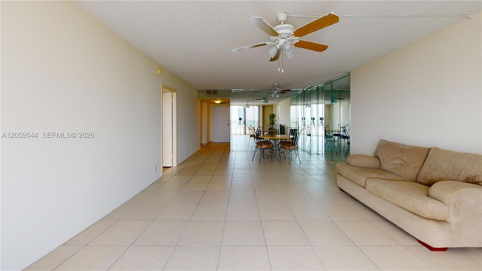 2500 Parkview Dr 1804 photo 14