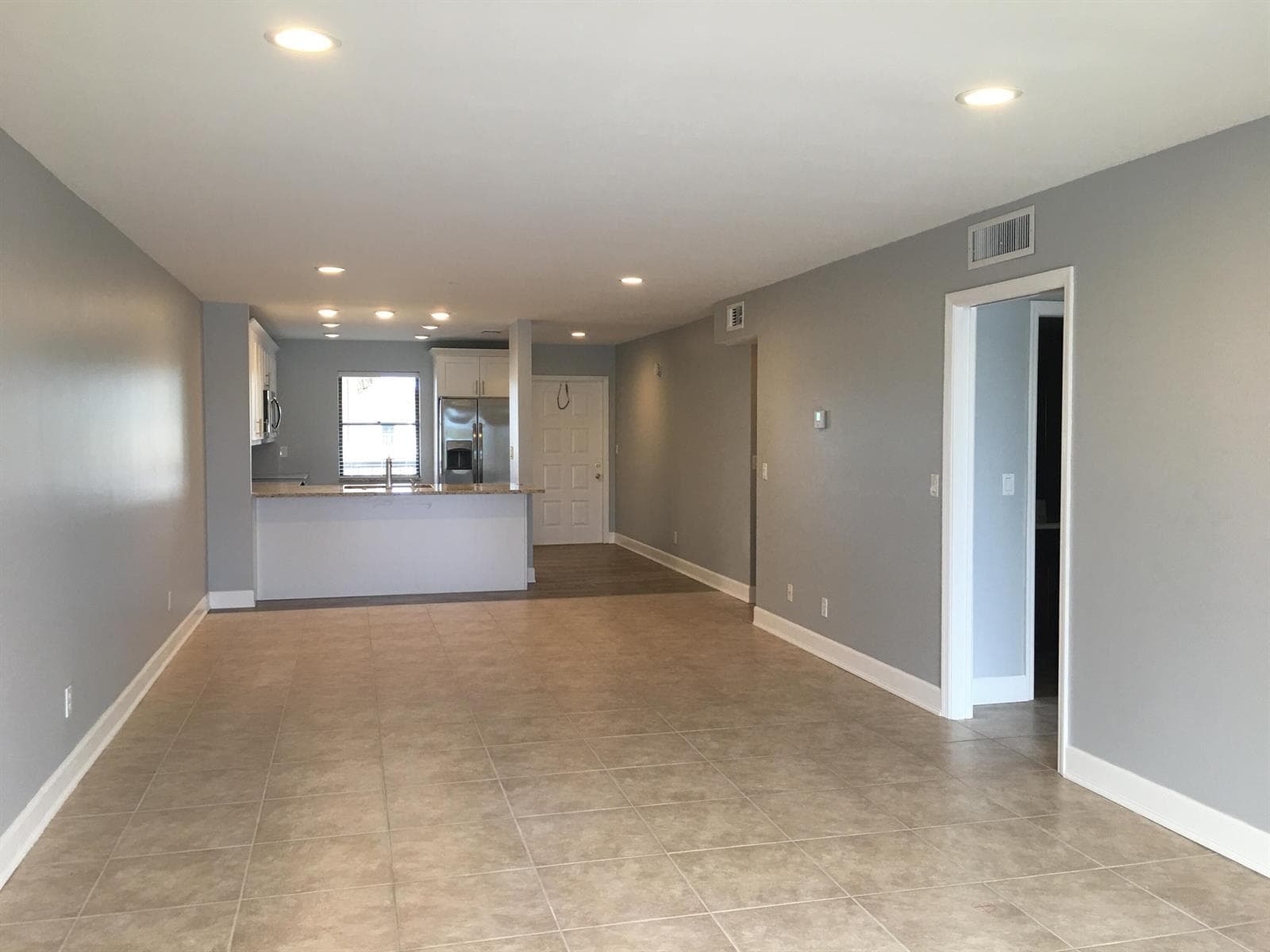 309 LAKE Circle 202 photo 20