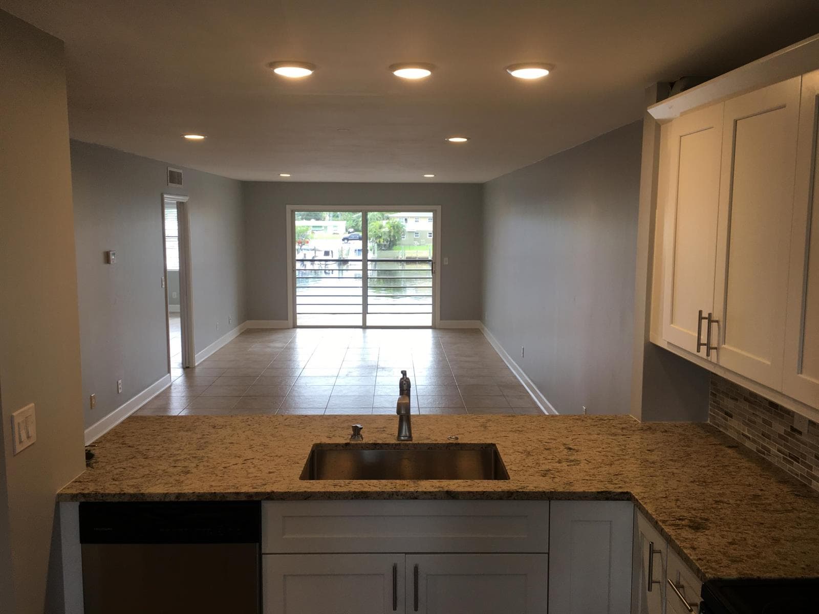 309 LAKE Circle 202 photo 4