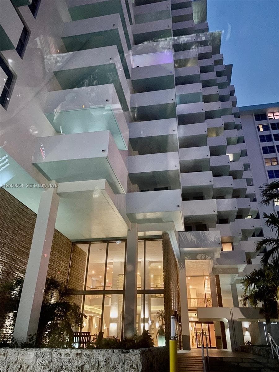 2899 Collins Ave 450 photo 1