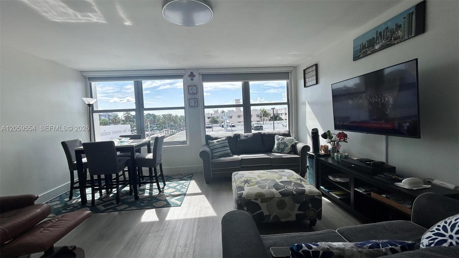 2899 Collins Ave 450 photo 4