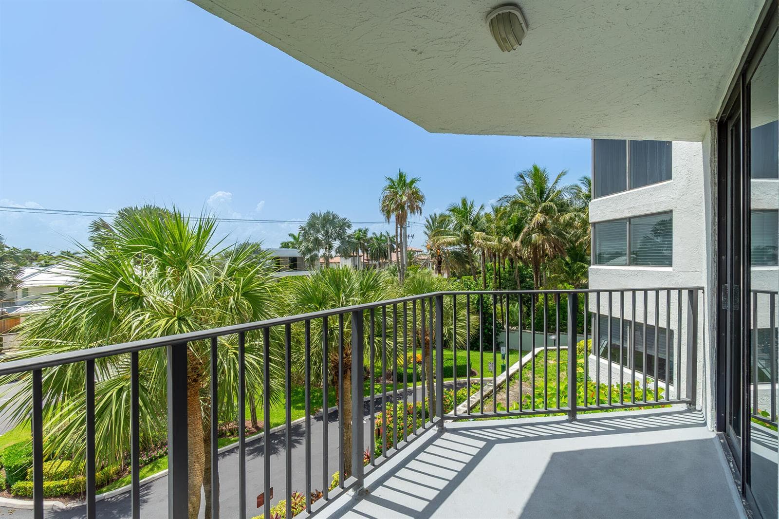 2565 S Ocean Boulevard 103N photo 23