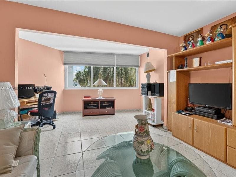 7135 Collins Ave 331 photo 17