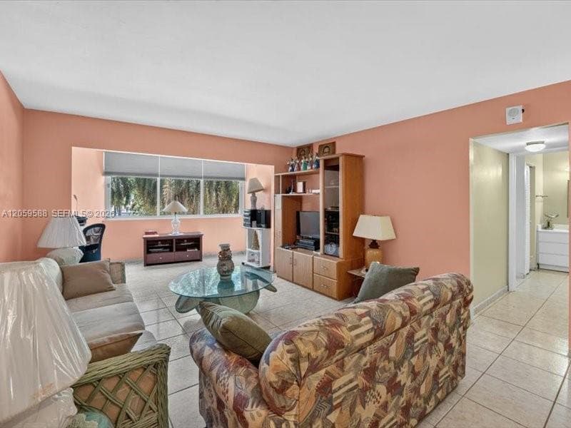 7135 Collins Ave 331 photo 22