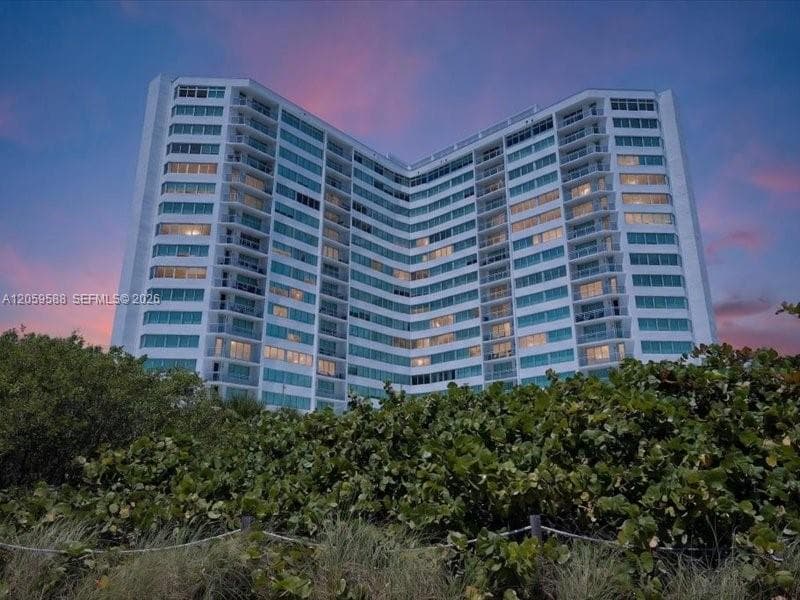 7135 Collins Ave 331 photo 1