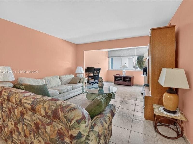 7135 Collins Ave 331 photo 19