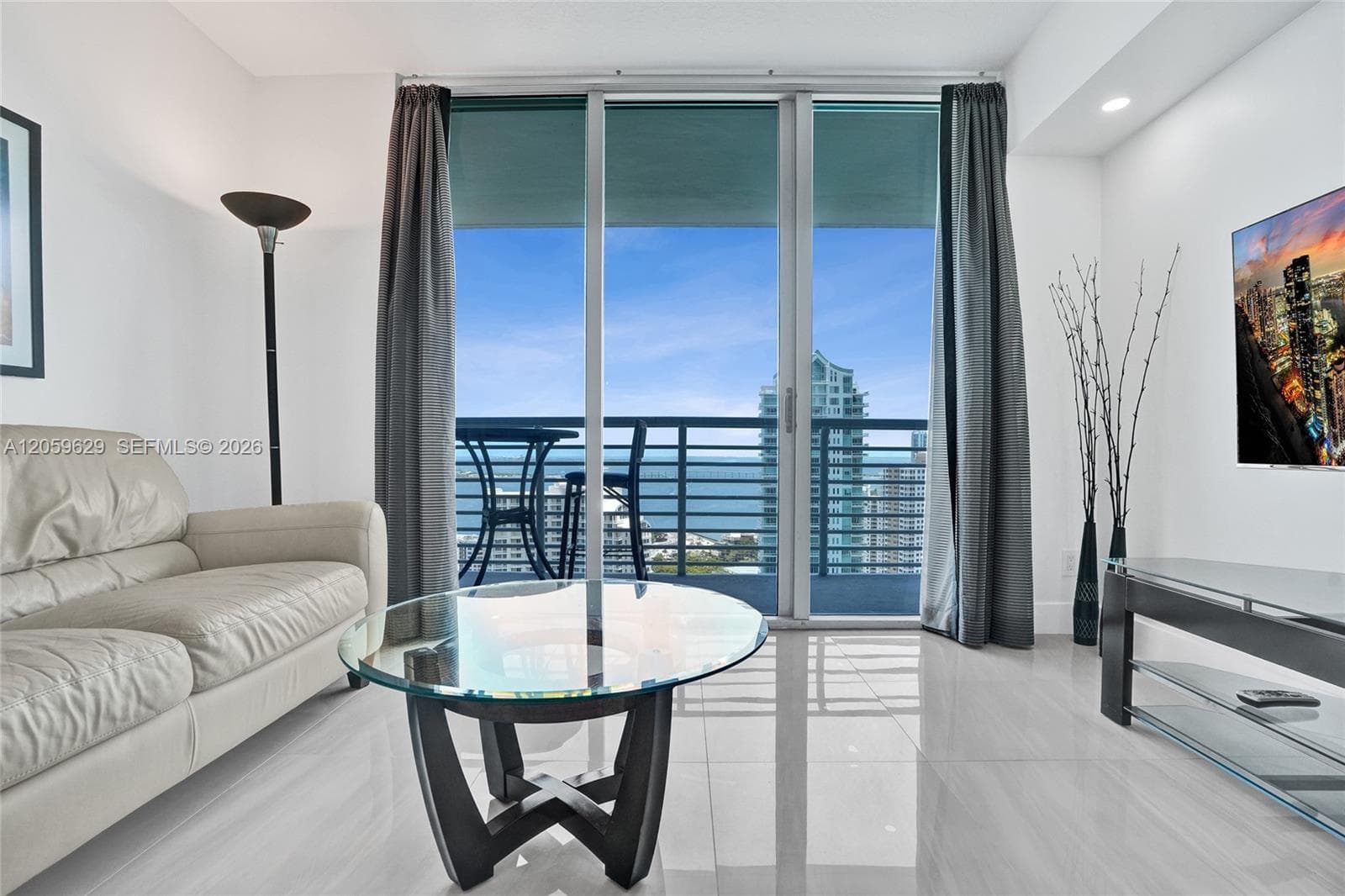 335 S Biscayne Blvd 3807 photo 9