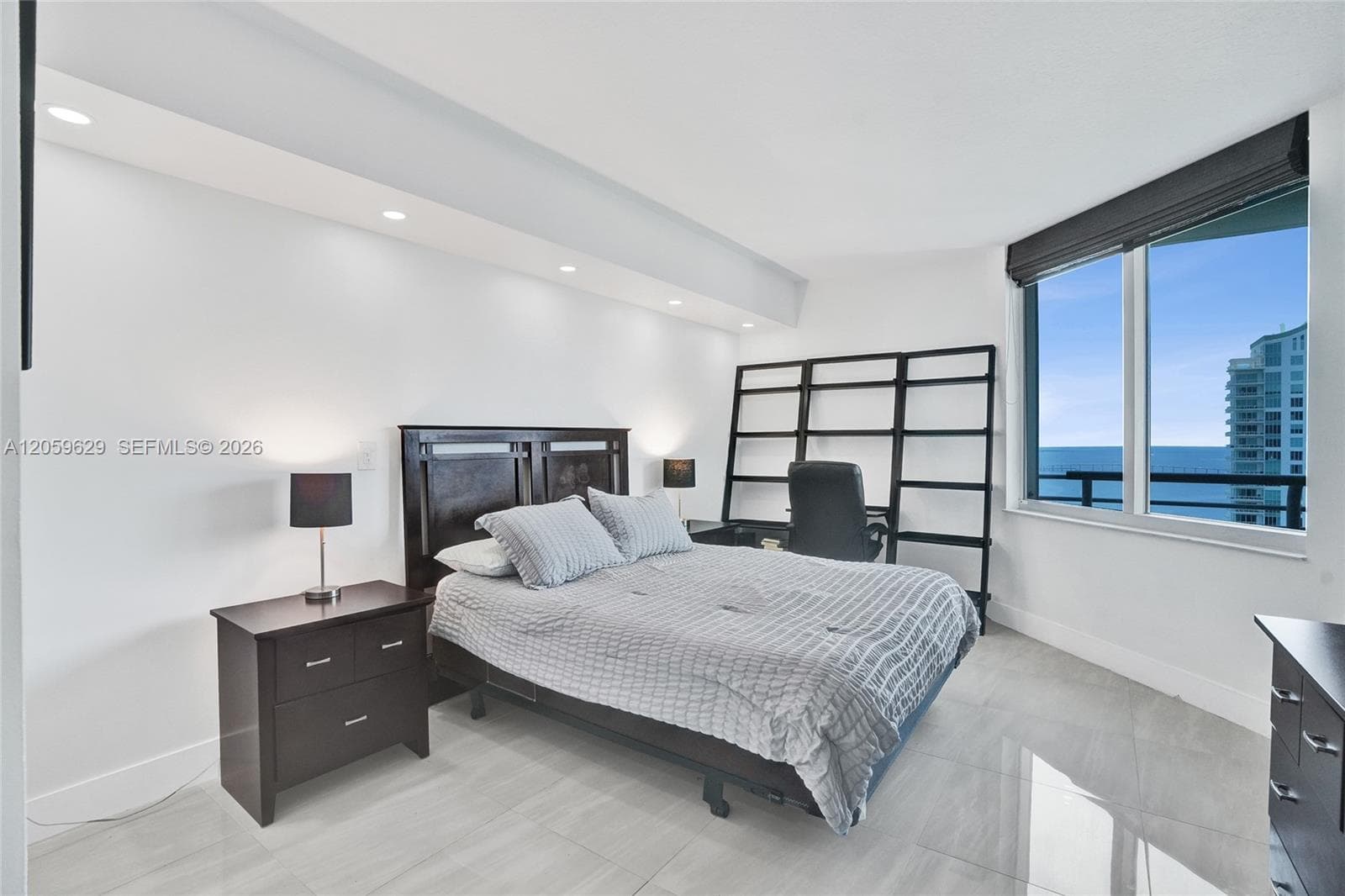 335 S Biscayne Blvd 3807 photo 15