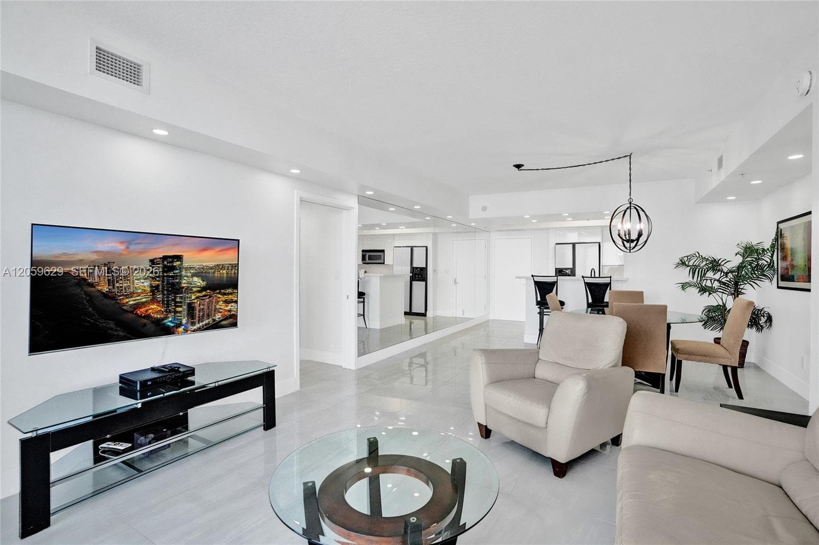 335 S Biscayne Blvd 3807 photo 25