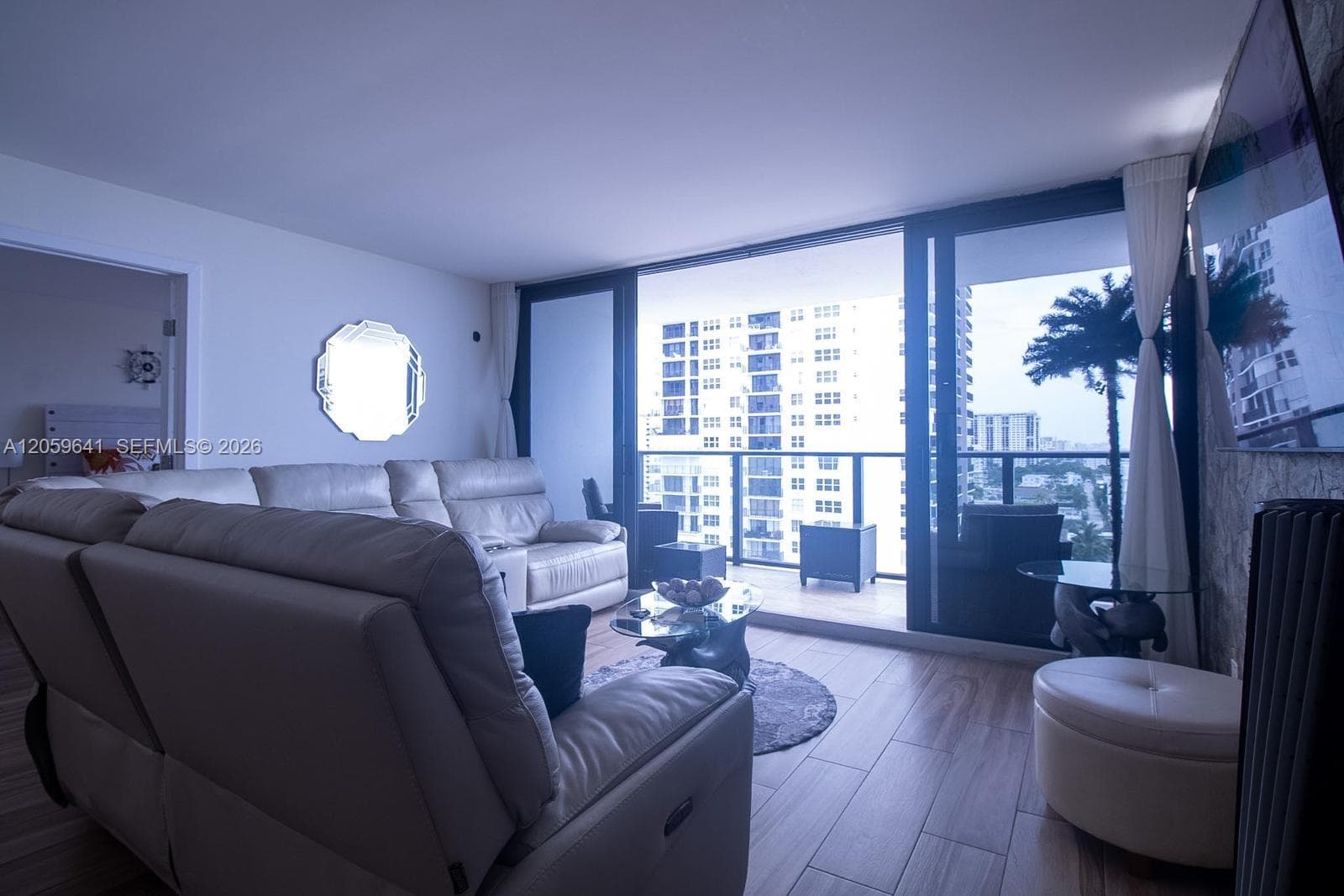 2301 S Ocean Dr 1104 photo 4