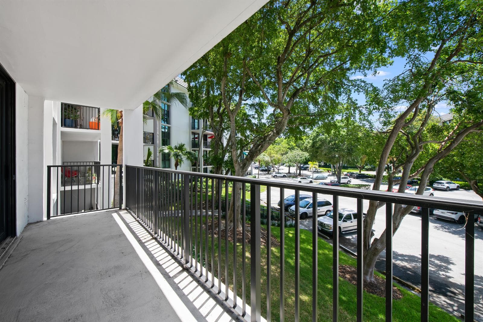 1201 RIVER REACH Drive 202 photo 23