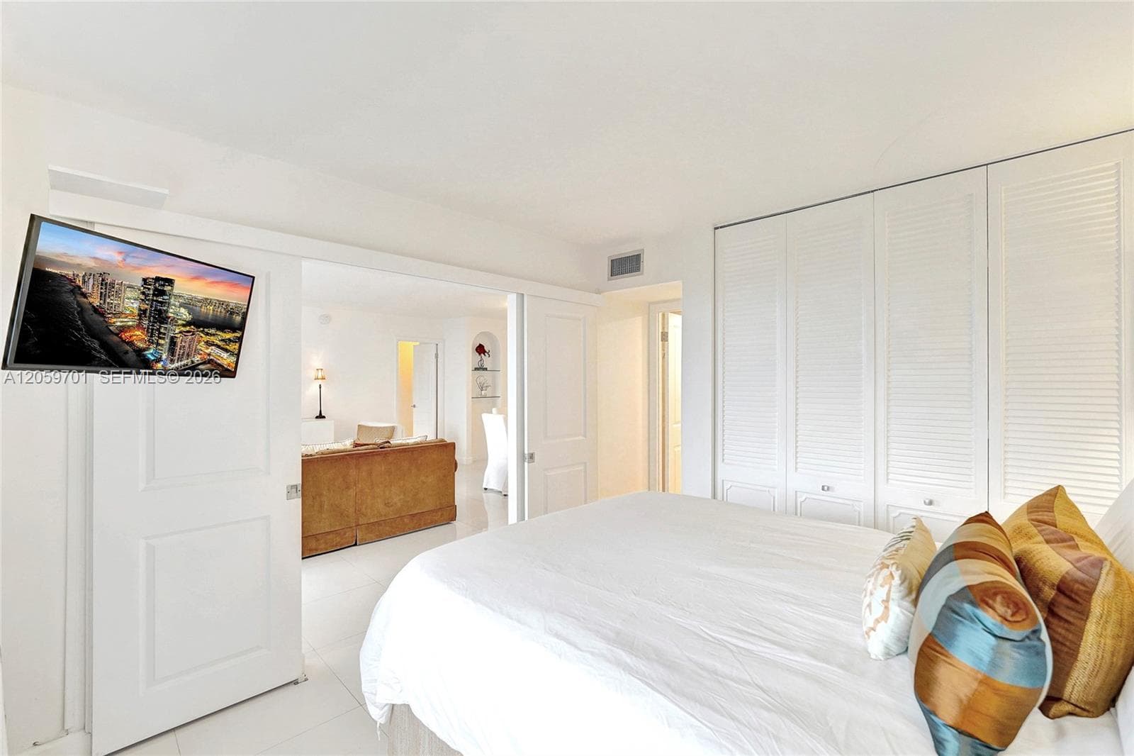 2201 S Ocean Dr 604 photo 17