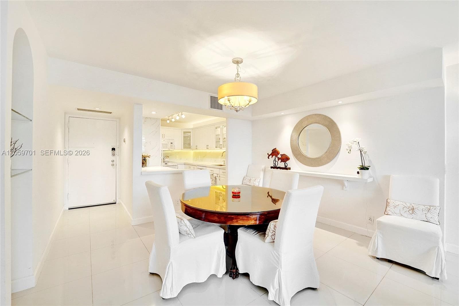2201 S Ocean Dr 604 photo 4