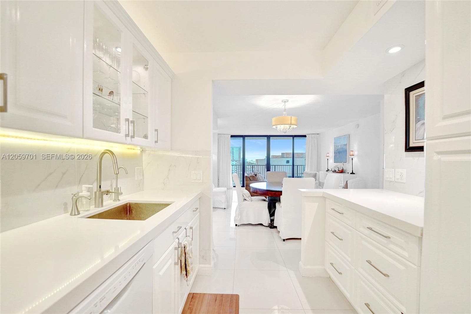 2201 S Ocean Dr 604 photo 8
