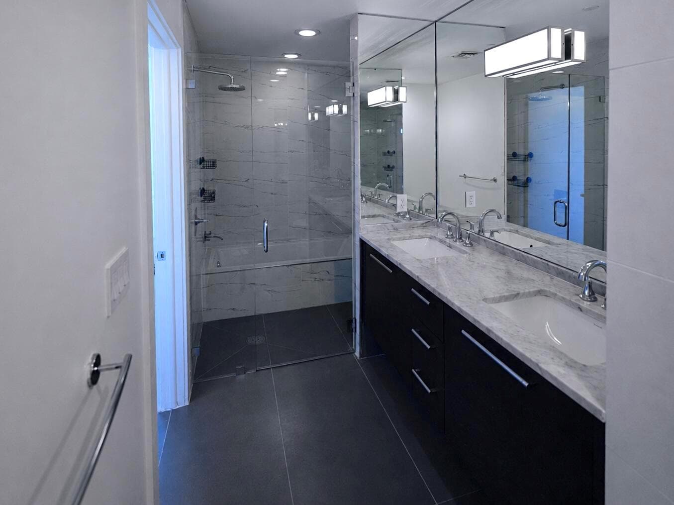 900 Biscayne Boulevard 2807 photo 23