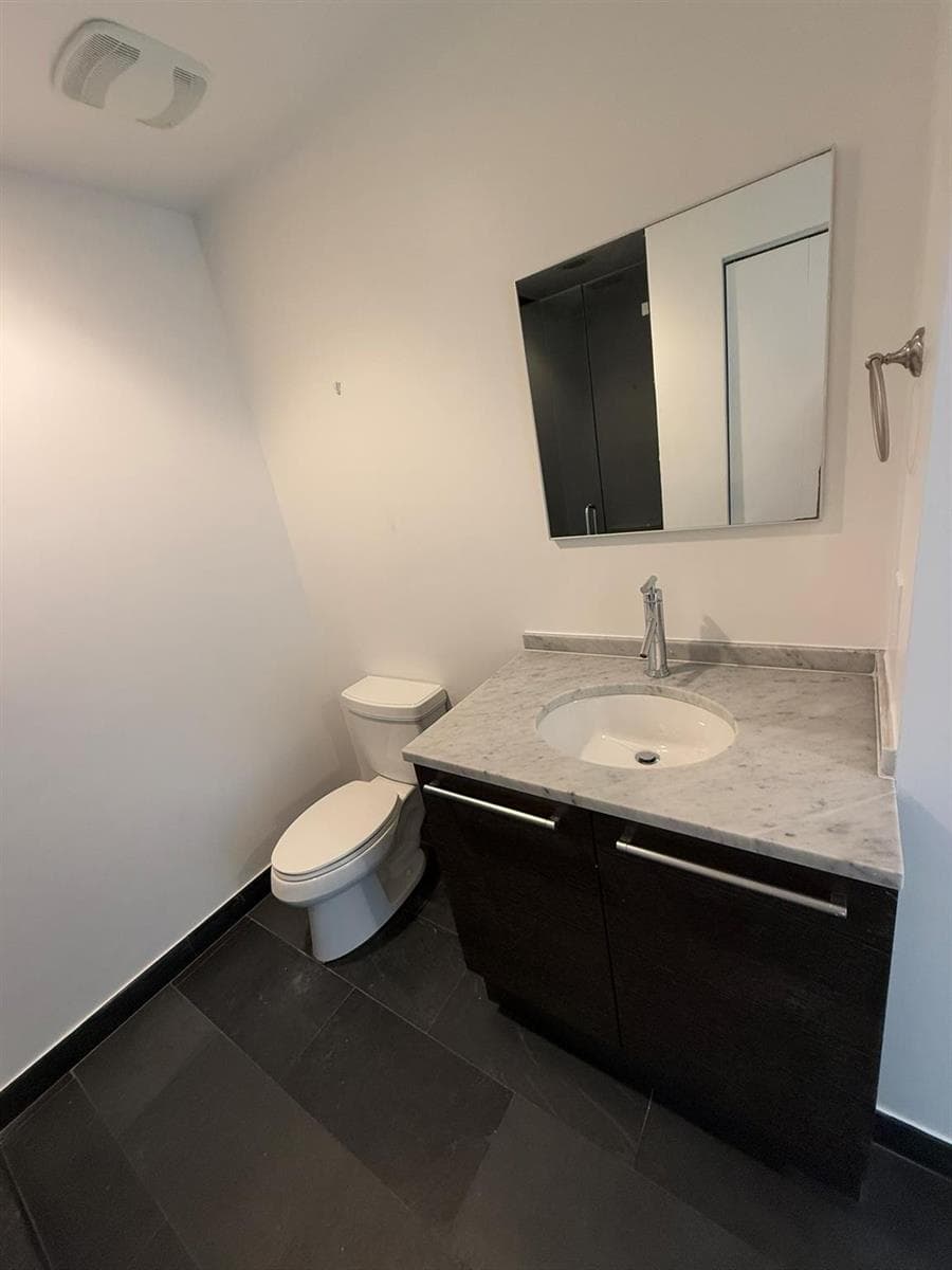 900 Biscayne Boulevard 2807 photo 16