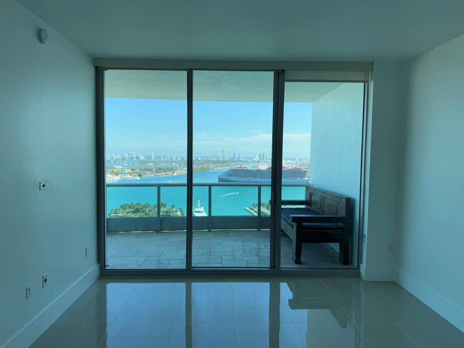 900 Biscayne Boulevard 2807 photo 5