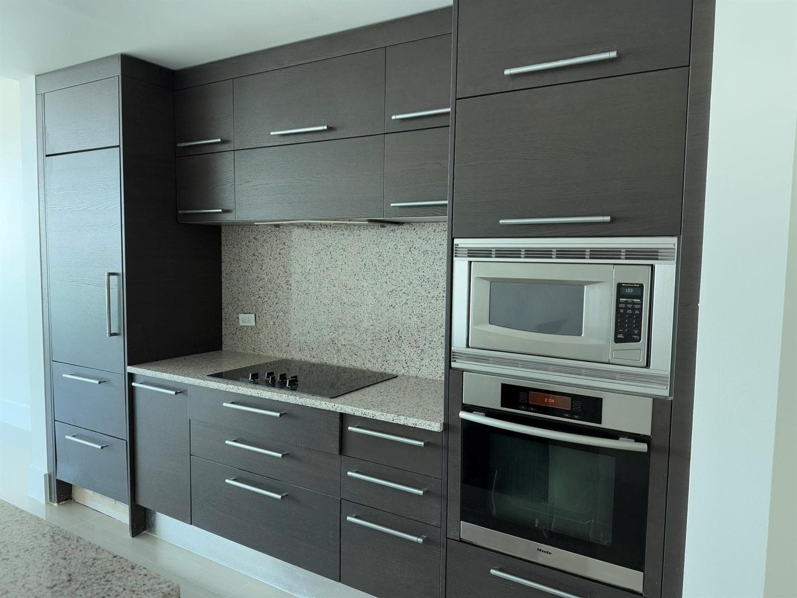 900 Biscayne Boulevard 2807 photo 10