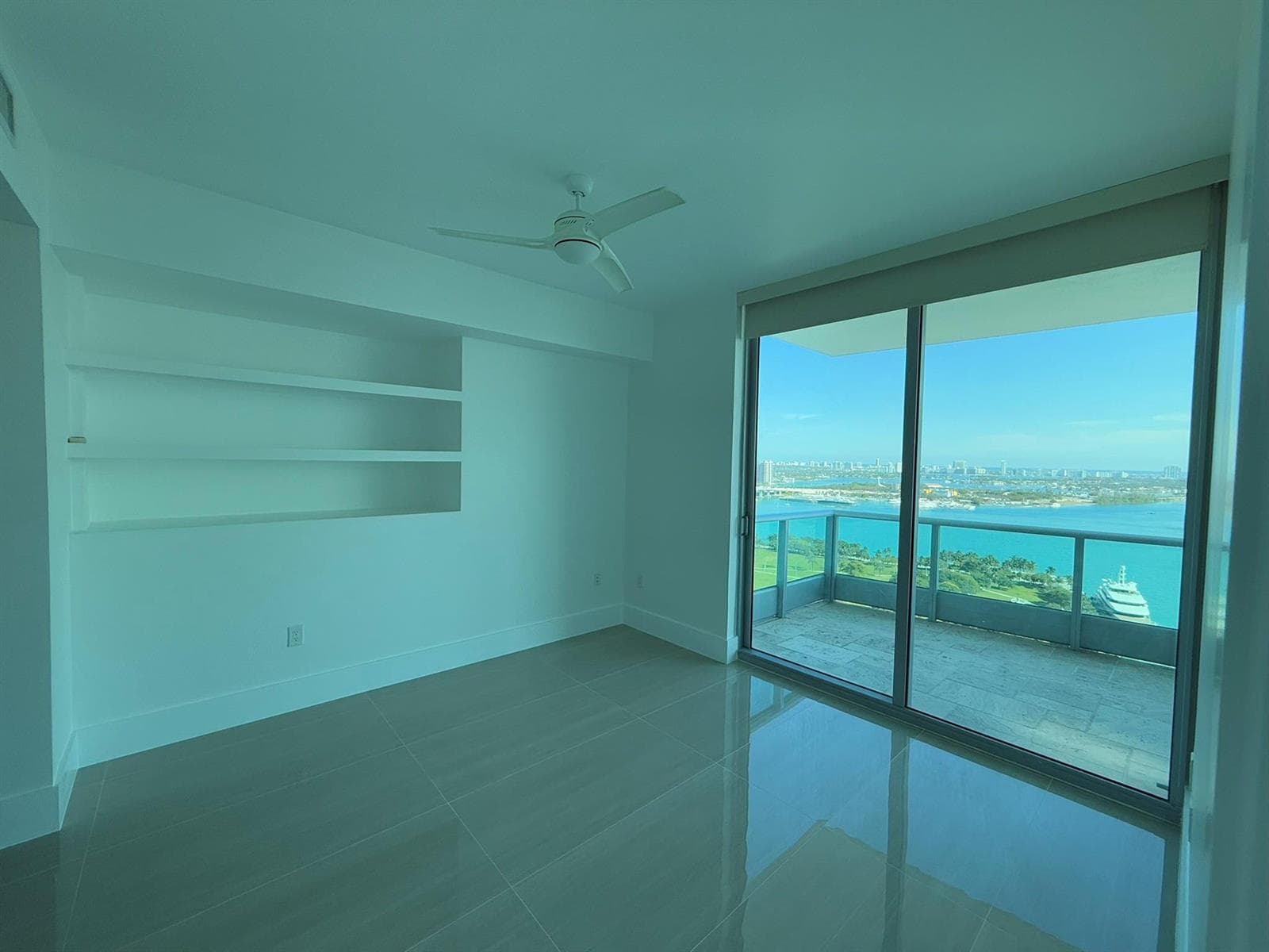 900 Biscayne Boulevard 2807 photo 19