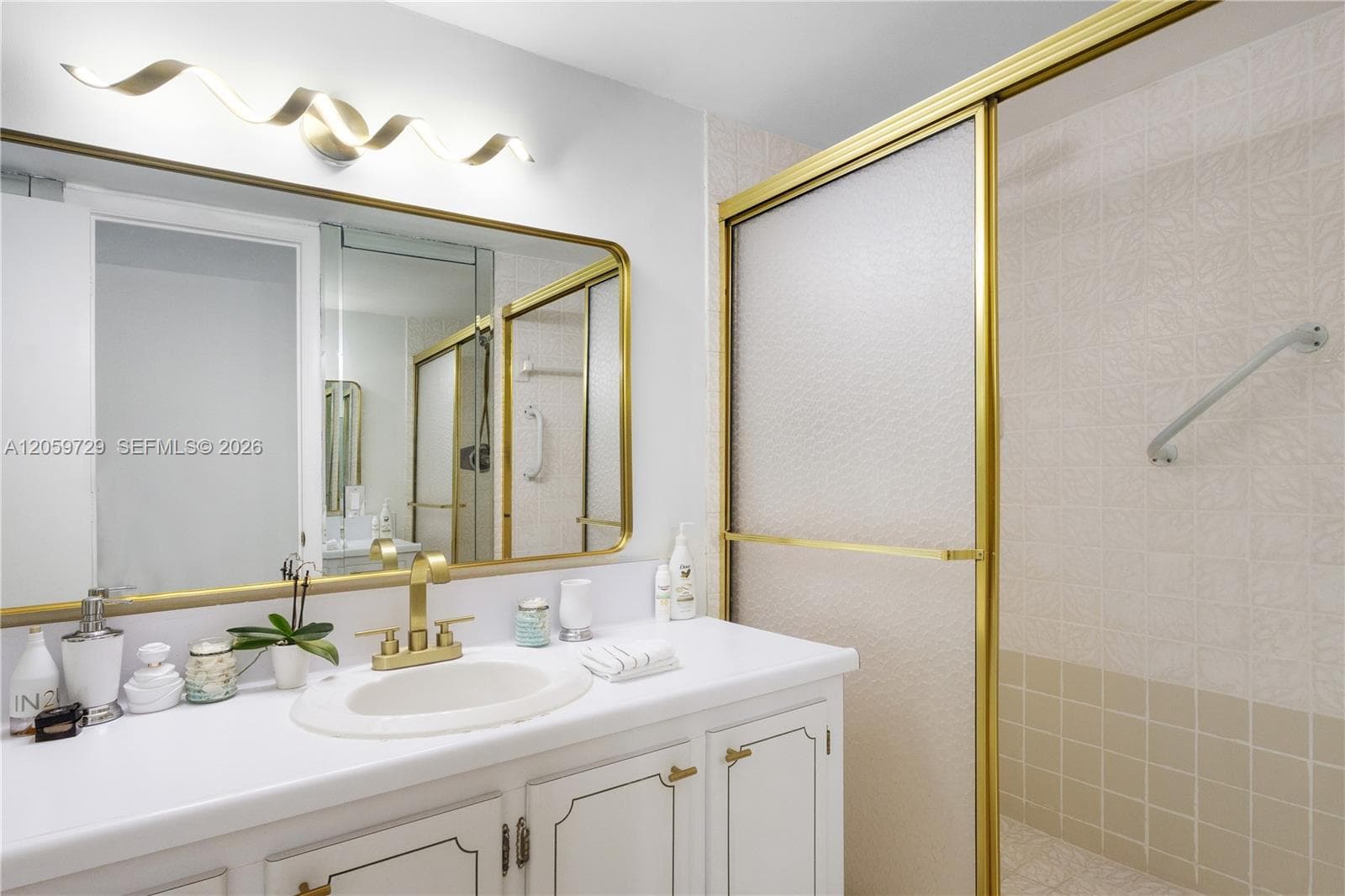 1849 S Ocean Dr 407 photo 17