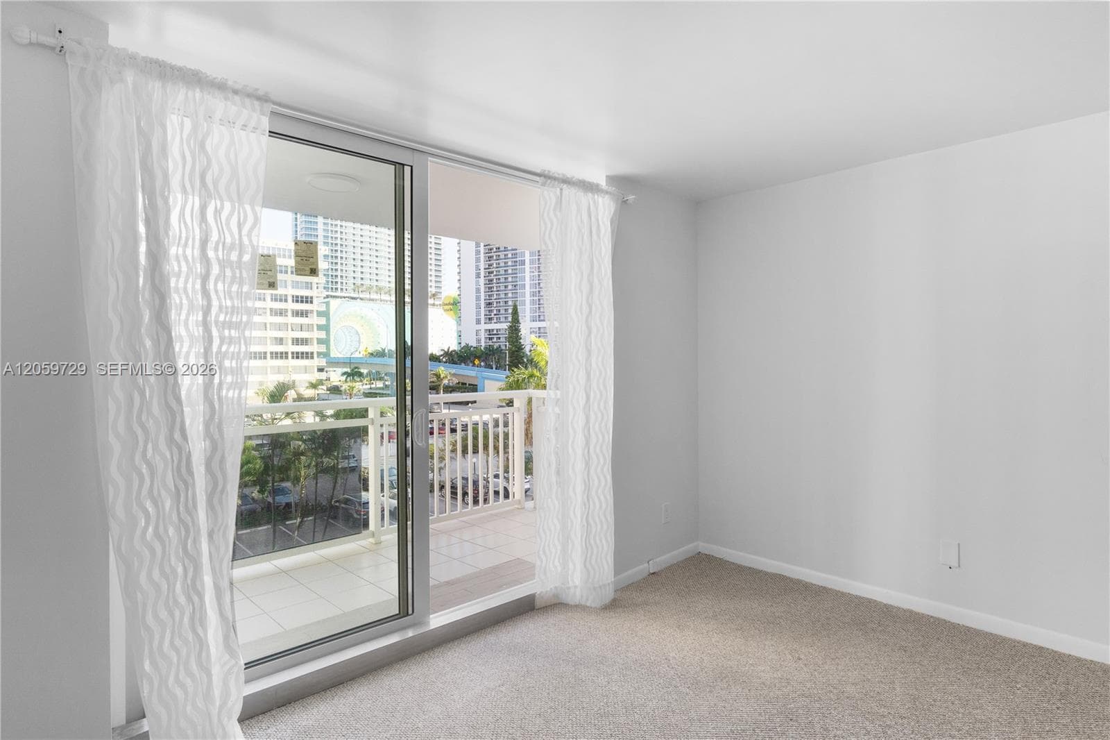 1849 S Ocean Dr 407 photo 5