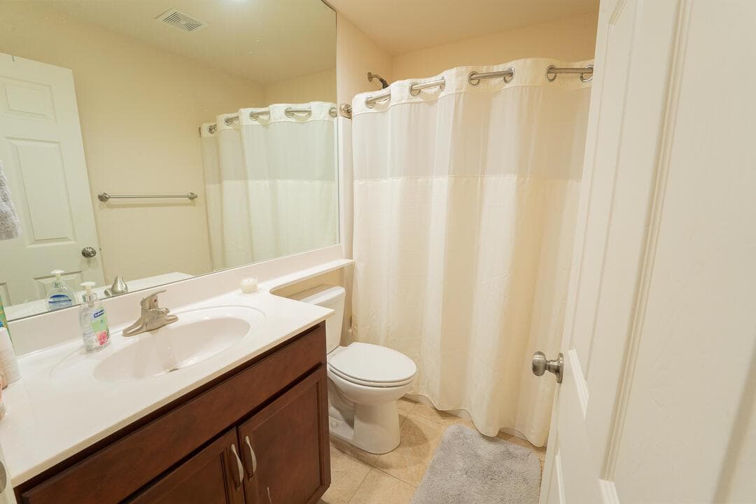 3 EL CAMINO REAL photo 18