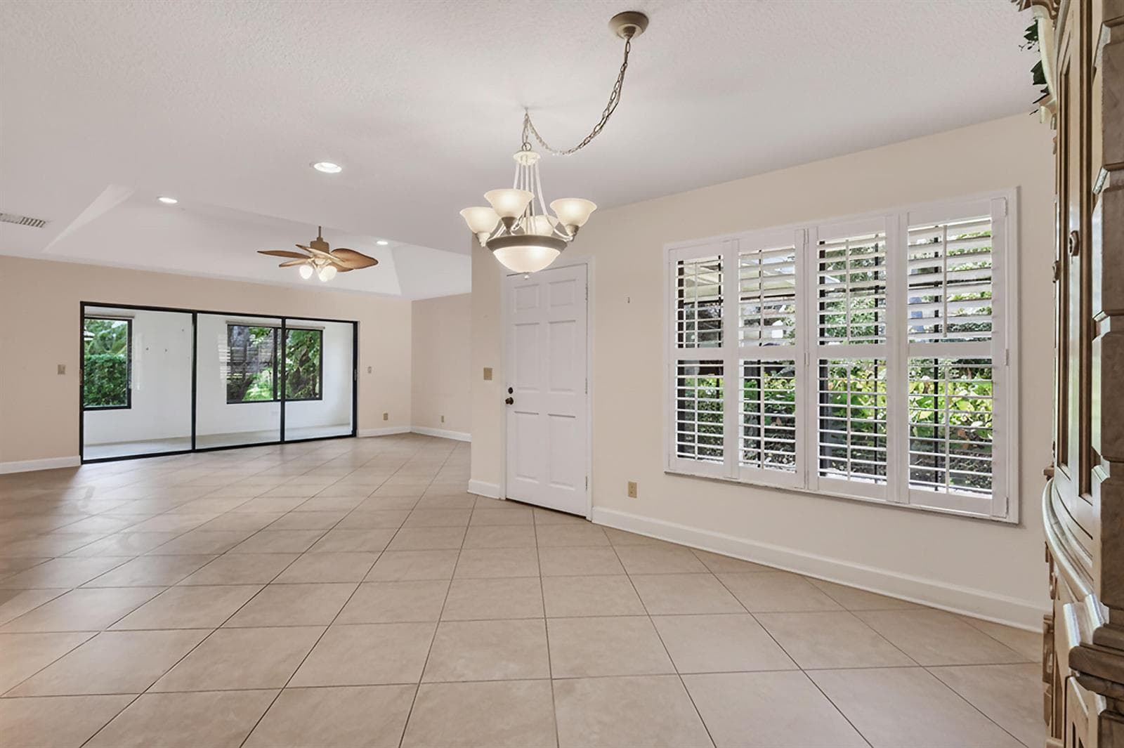 11453 SHADY OAKS Lane photo 16