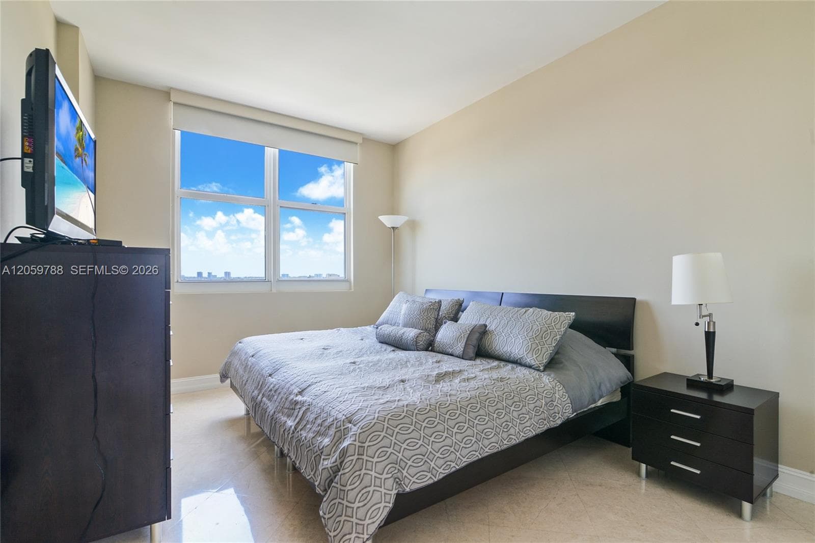 9751 E Bay Harbor Dr 8D photo 10
