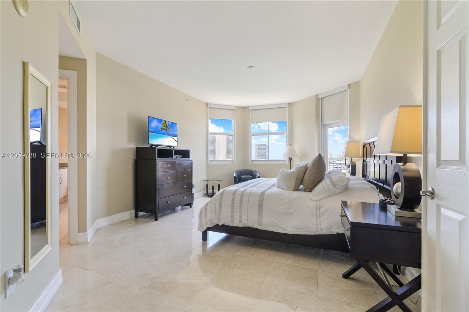 9751 E Bay Harbor Dr 8D photo 8