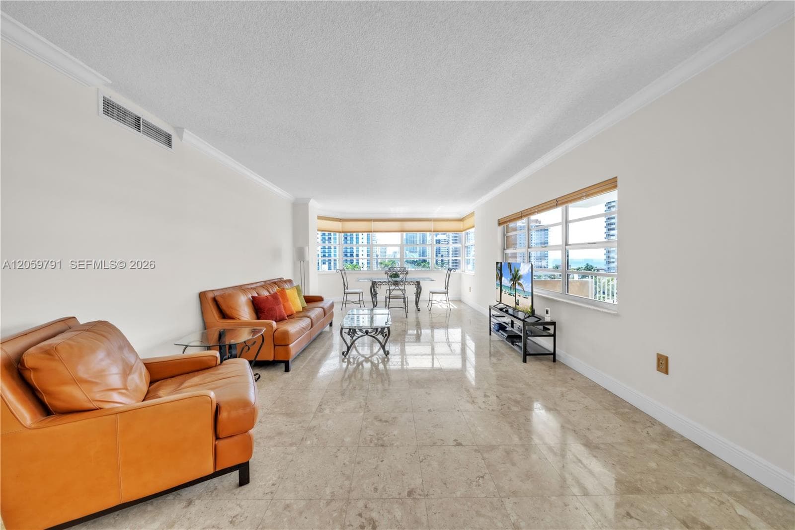 1985 S ocean dr 6p photo 1