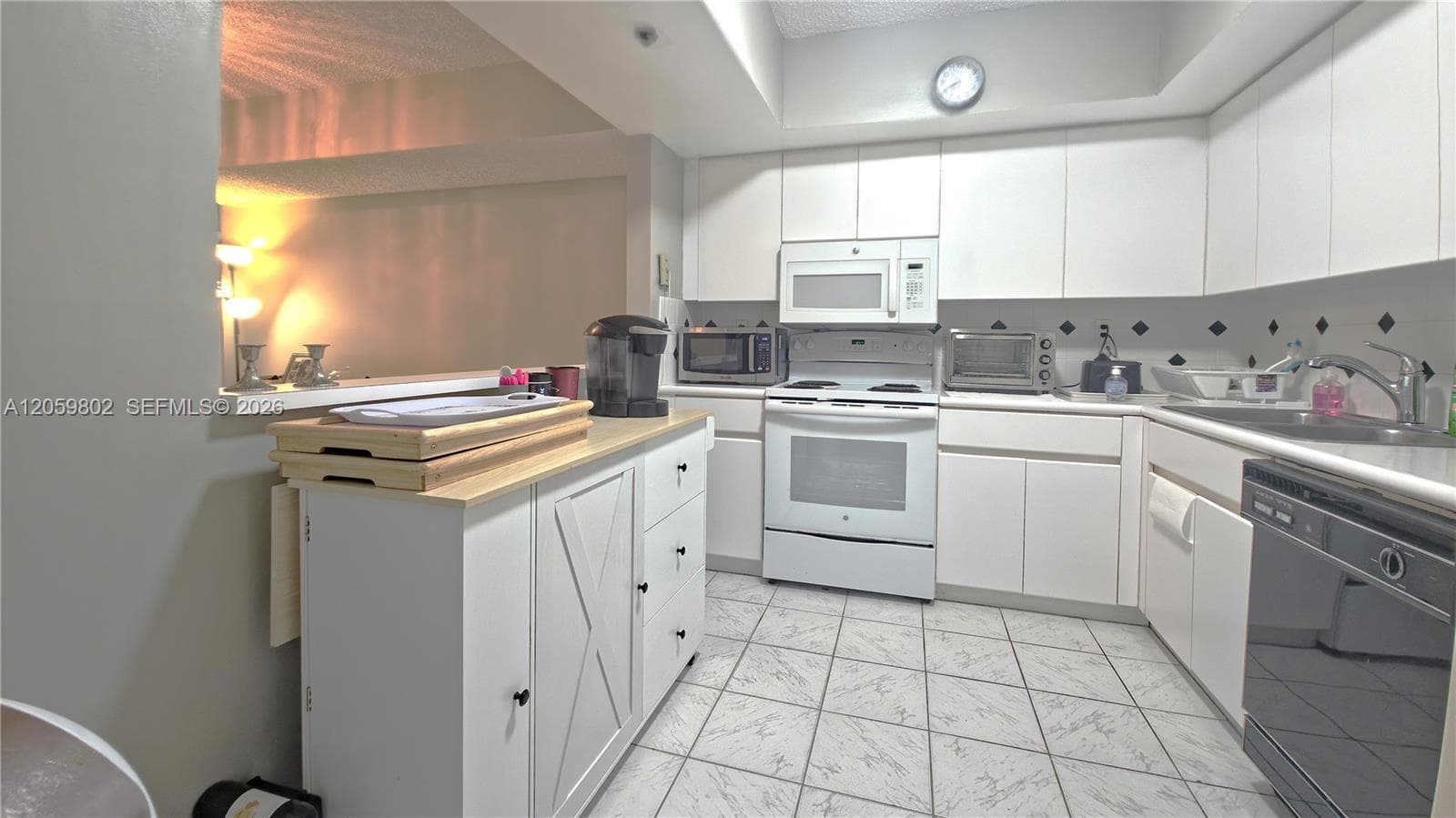 9455 Collins Ave 501 photo 8
