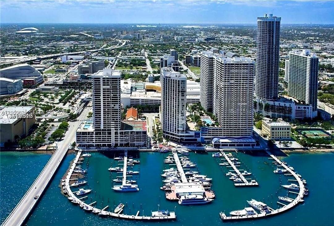 1717 N Bayshore Dr A-2938 photo 1