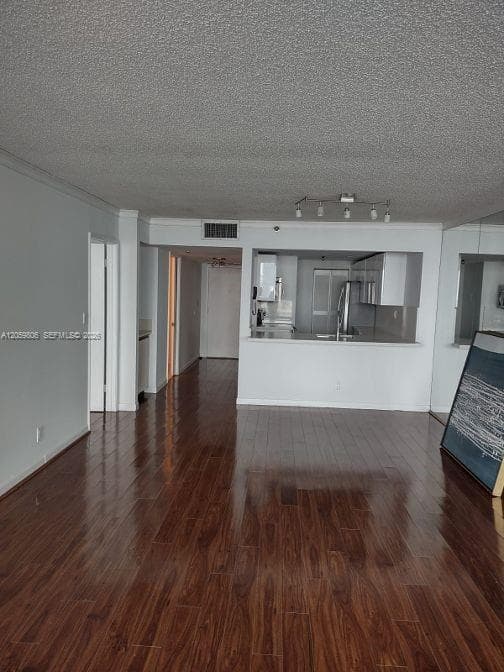 1717 N Bayshore Dr A-2938 photo 4