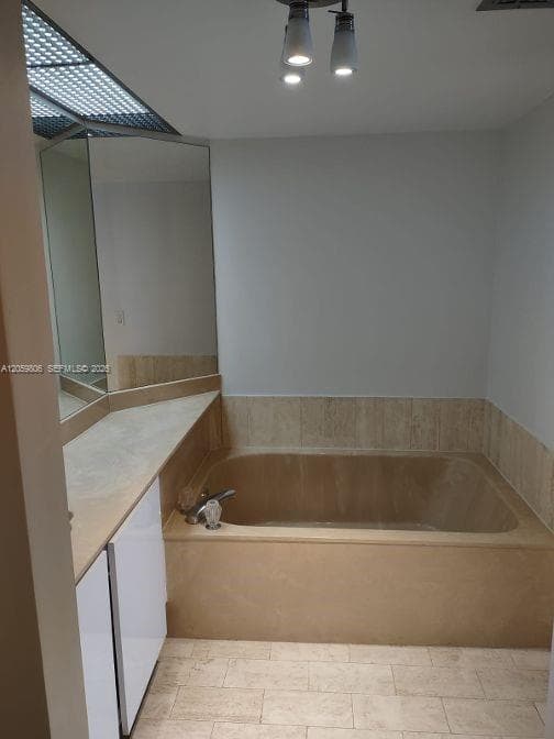 1717 N Bayshore Dr A-2938 photo 8