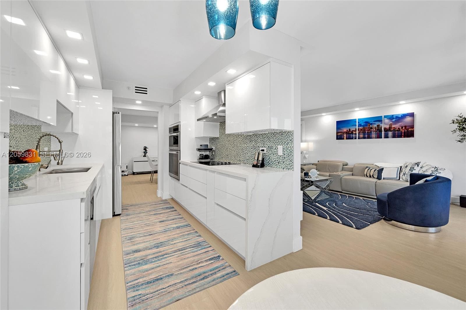 1201 S Ocean Drive 1703N photo 20