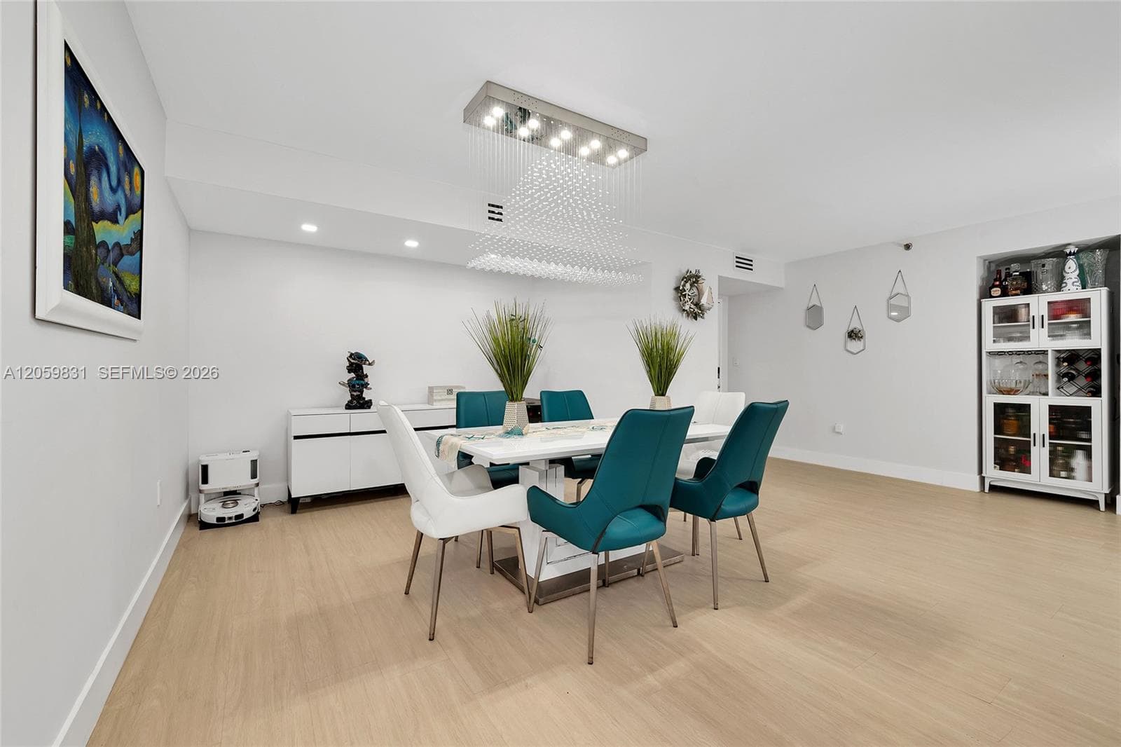 1201 S Ocean Drive 1703N photo 18