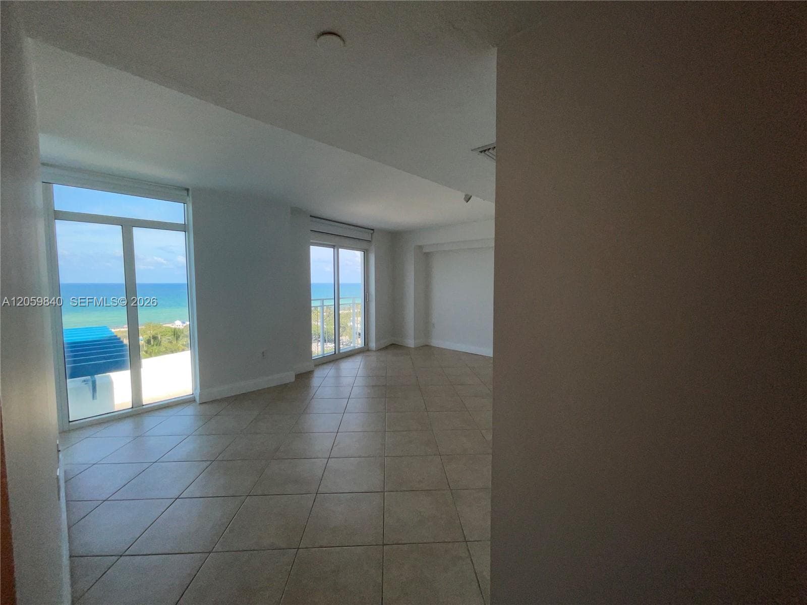 7600 Collins Ave 1008 photo 23