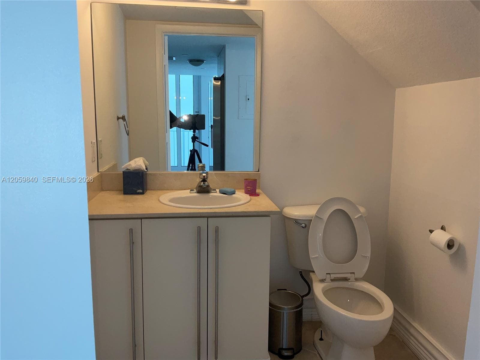 7600 Collins Ave 1008 photo 6