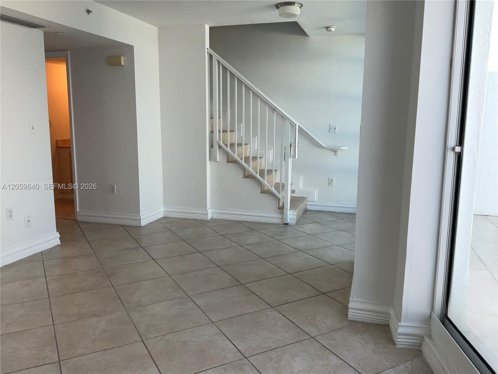 7600 Collins Ave 1008 photo 9