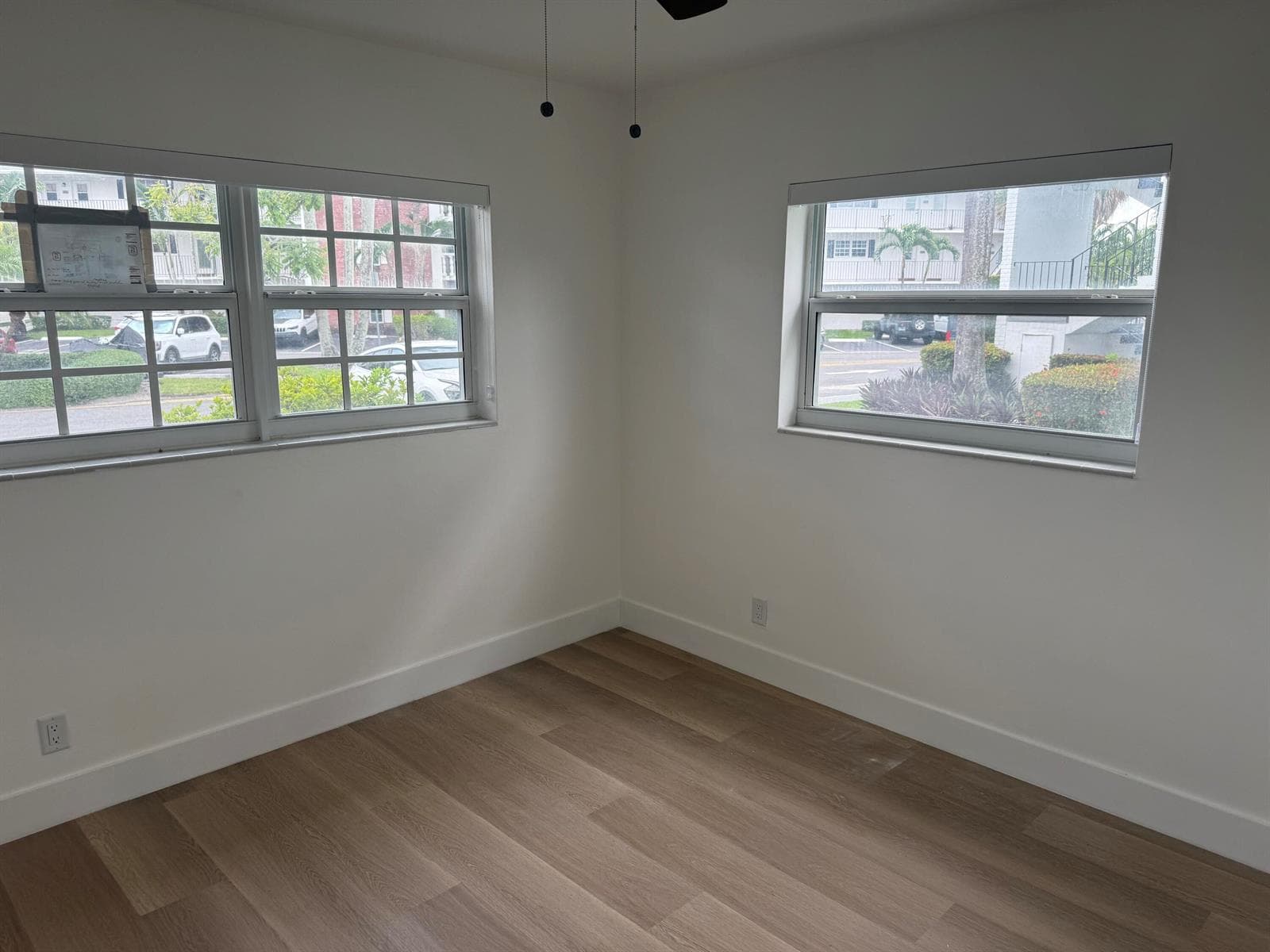 460 Paradise Isle Boulevard 101 photo 23