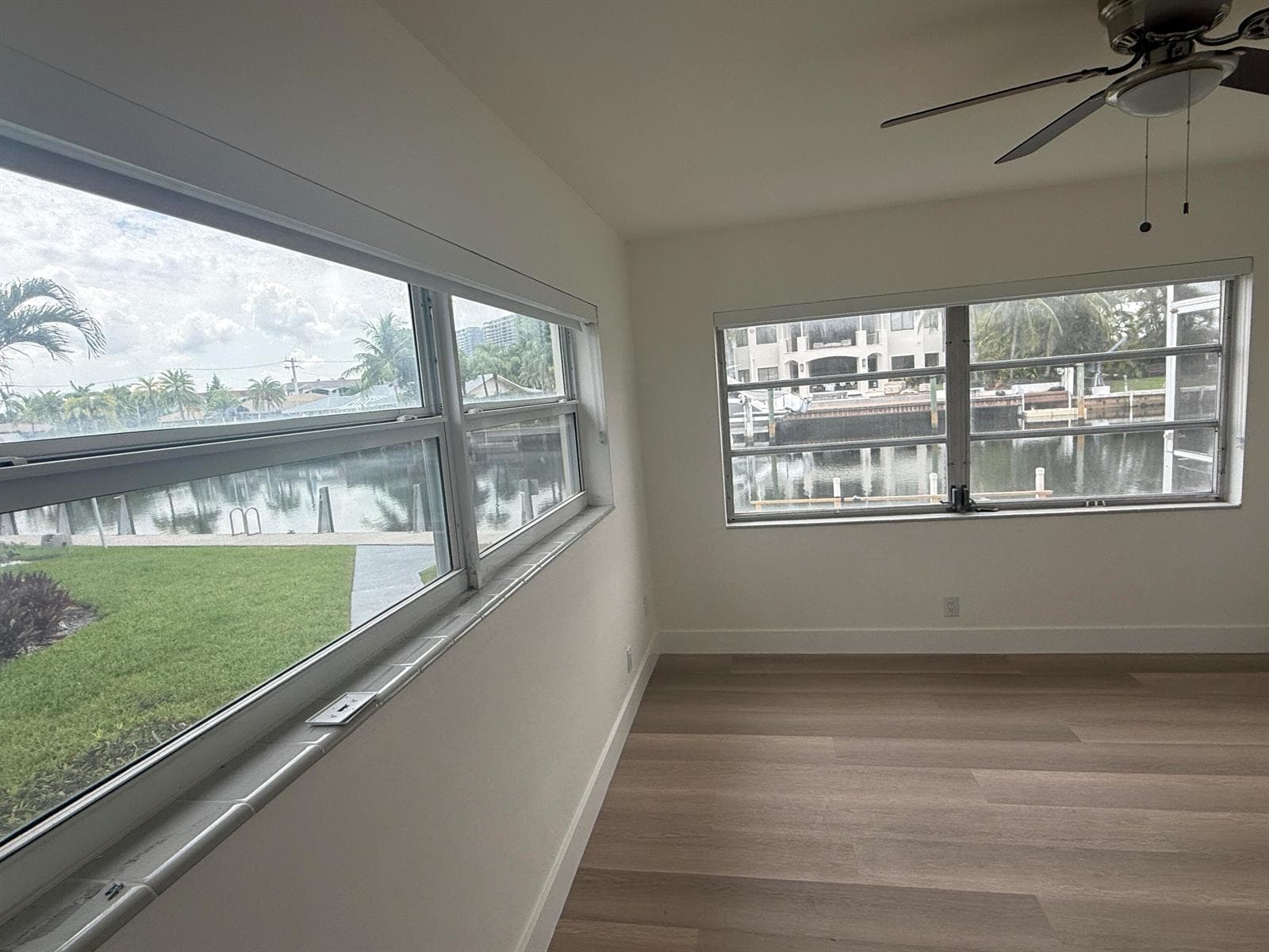 460 Paradise Isle Boulevard 101 photo 16