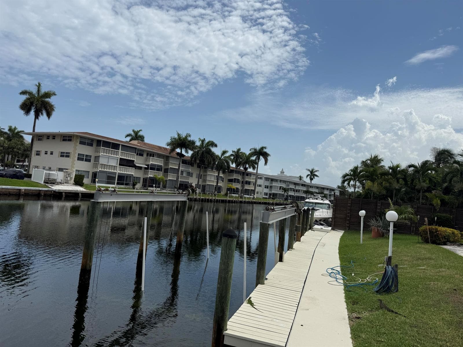460 Paradise Isle Boulevard 101 photo 5